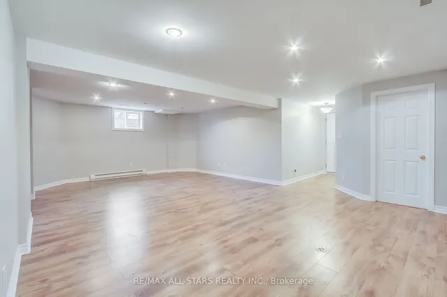 Additional image 31 of 11045 Inglis Dr