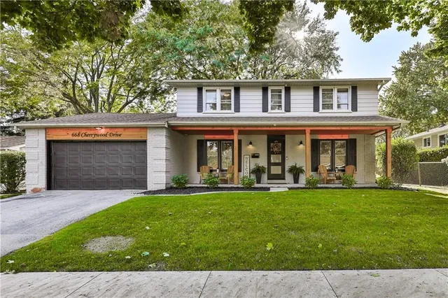 668 CHERRYWOOD Dr