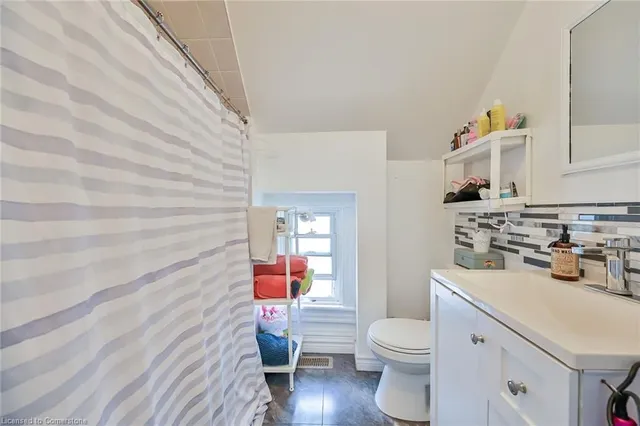 Additional image 20 of 17 Albemarle St