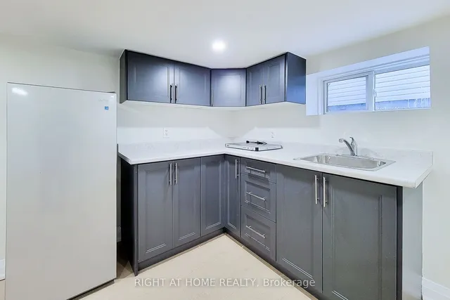 Additional image 30 of 38 Clyde St