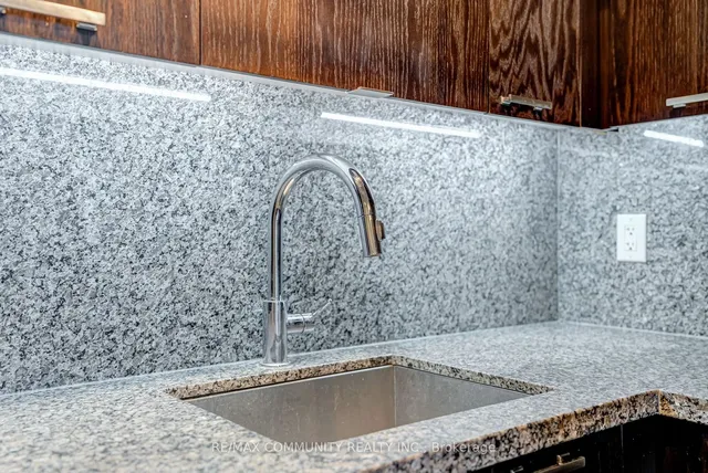 Additional image 9 of 120 Harrison Garden Blvd Unit 1008