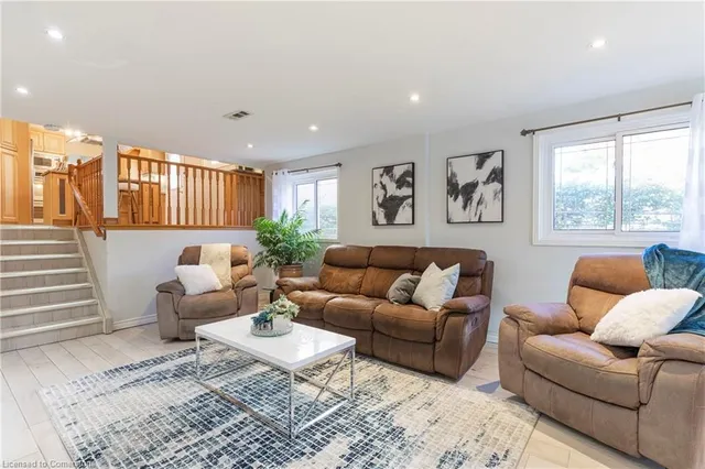 Additional image 29 of 32 Audubon St