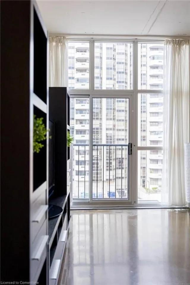 Additional image 26 of 66 Bay St Unit 613