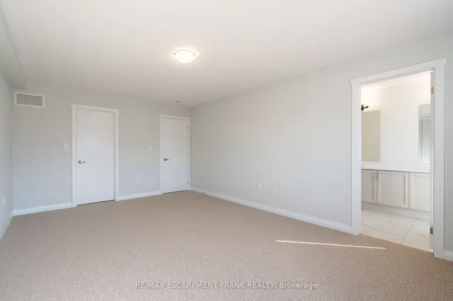 Additional image 28 of 237 Lormont Blvd