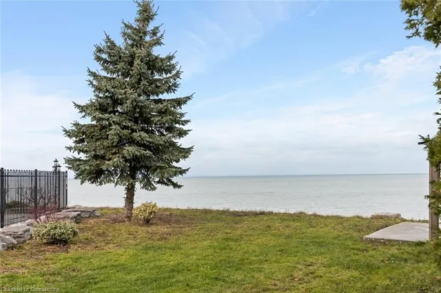 Additional image 32 of 1073 N Service Rd