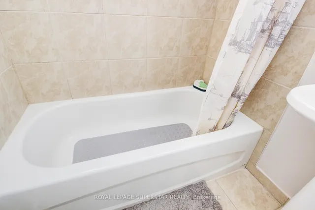 Additional image 37 of 57 Mericourt Rd Unit 201