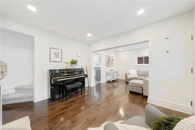 Additional image 7 of 21 East 19th St