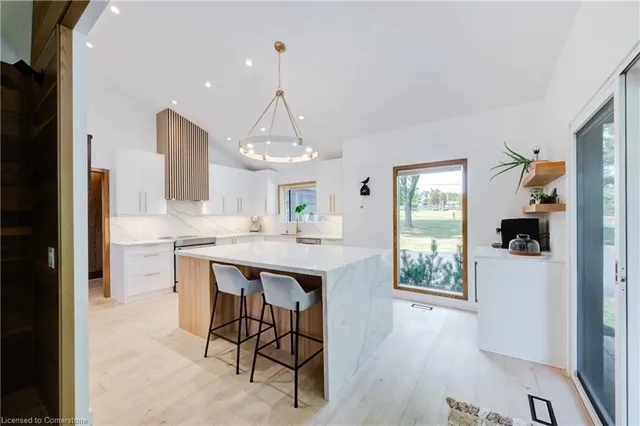 Additional image 18 of 380 Parkside Dr