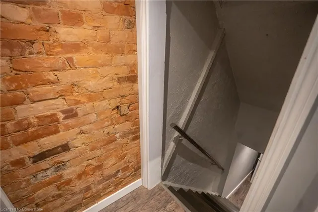 Additional image 11 of 163 Emerald St