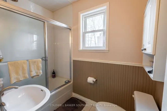 Additional image 27 of 85 Charleswood Dr