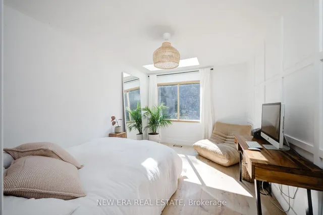 Additional image 14 of 380 Parkside Dr