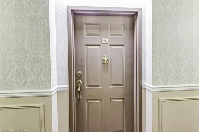 Additional image 8 of 5070 Pinedale Ave Unit 402