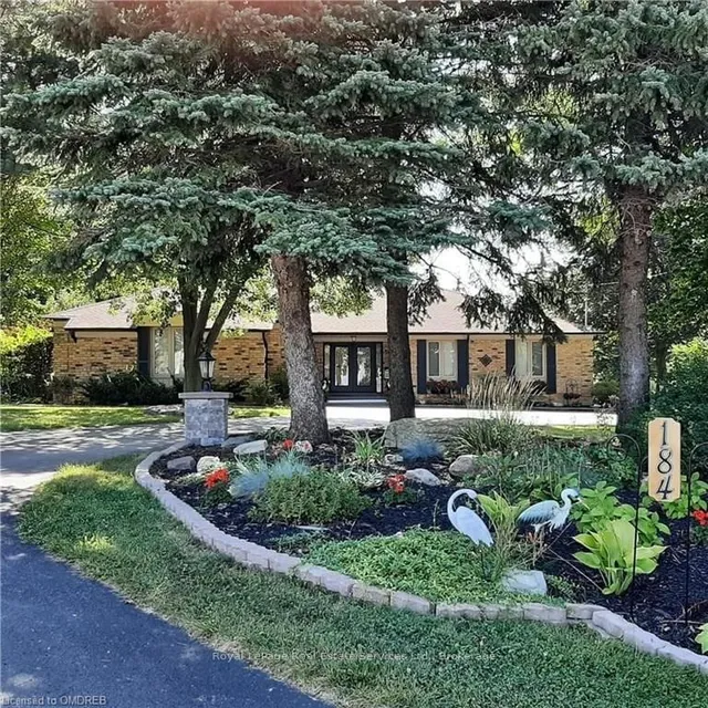 Additional image 2 of 184 DUNDAS St