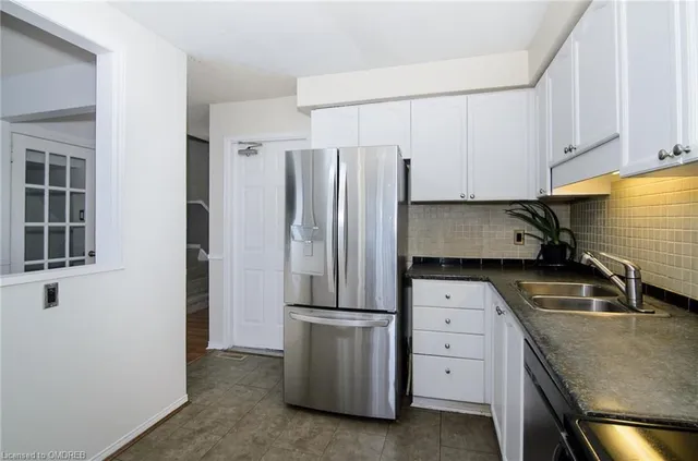 Additional image 5 of 79 Braeheid Avenue Ave Unit 6