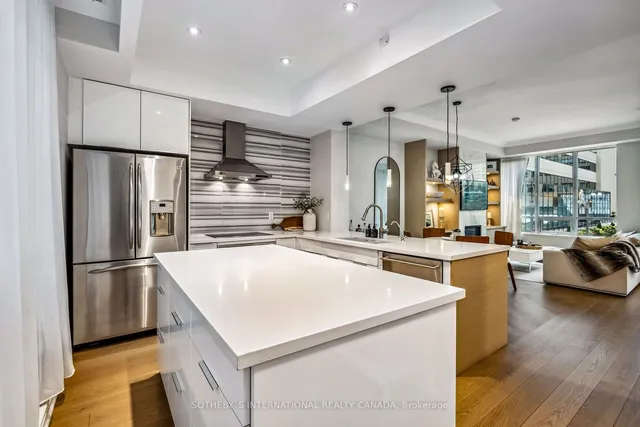 Additional image 13 of 761 Bay St Unit TH01