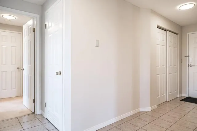 Additional image 7 of 3497 UPPER MIDDLE Rd Unit 409