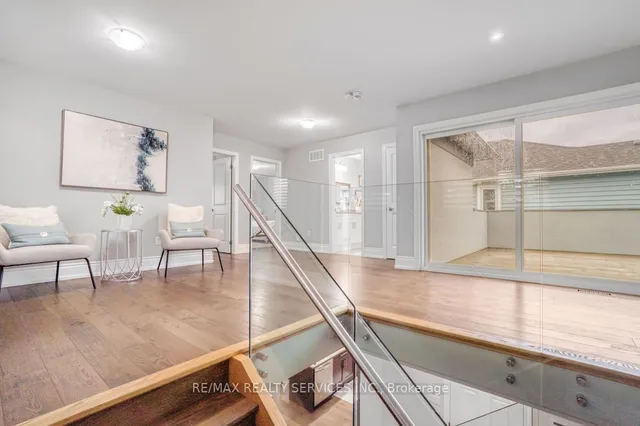 Additional image 19 of 958 Beach Blvd