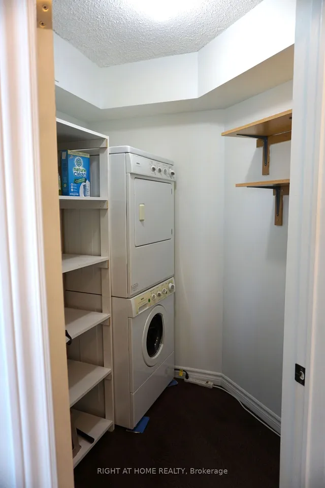 Additional image 14 of 7 Concorde Pl Unit 2110