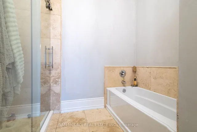 Additional image 32 of 6195 Milburough Line