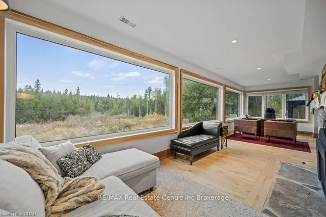 Additional image 20 of 13567 SECOND Line