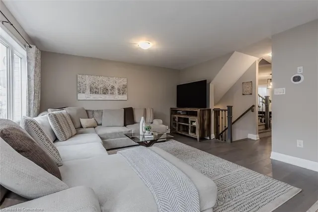 Additional image 25 of 264 Wise Cross