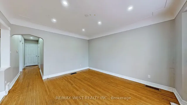 Additional image 15 of 15 Darcy Crt