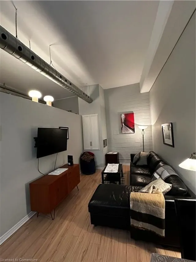 Additional image 11 of 80 King William St Unit 212