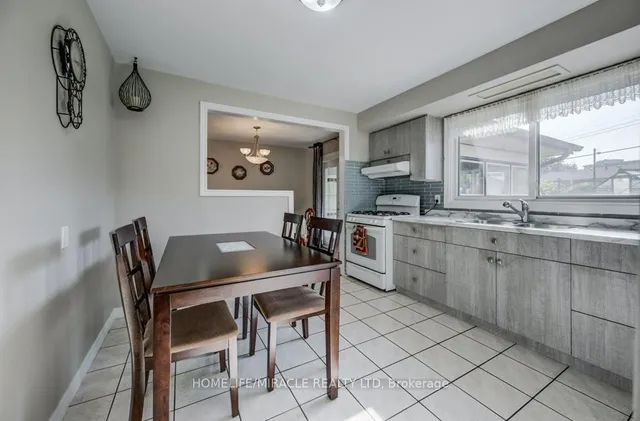 Additional image 31 of 117 Loyalist Dr