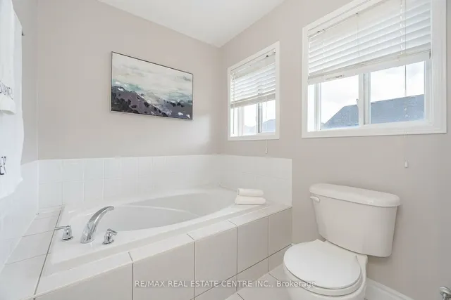 Additional image 26 of 1016 Mccuaig Dr