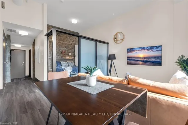 Additional image 6 of 121 KING St Unit 204