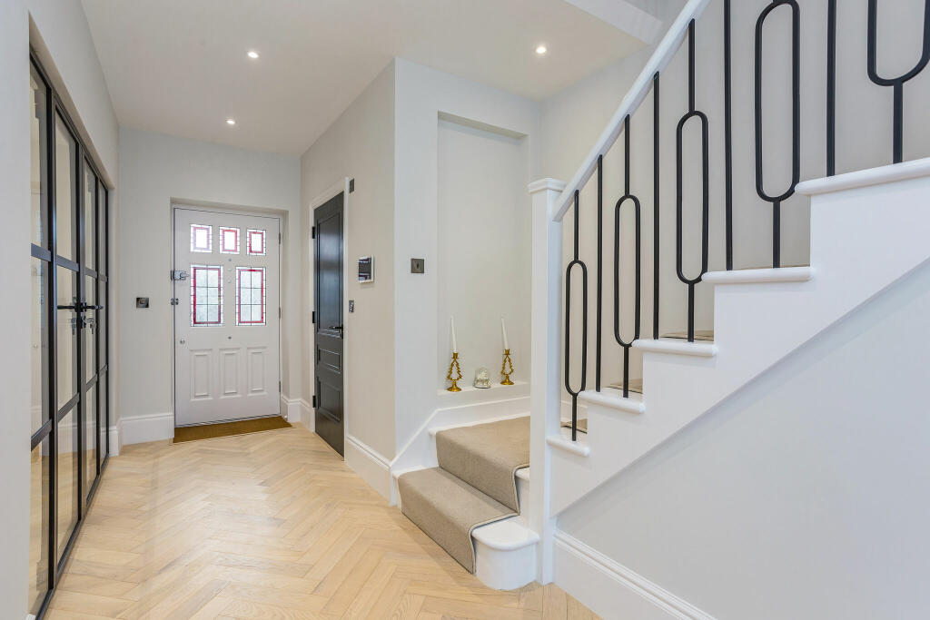 Additional image 6 of Moreton End Lane, Harpenden, AL5