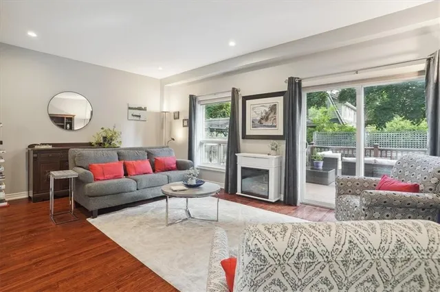 Additional image 15 of 218 PLAINS Rd Unit 16