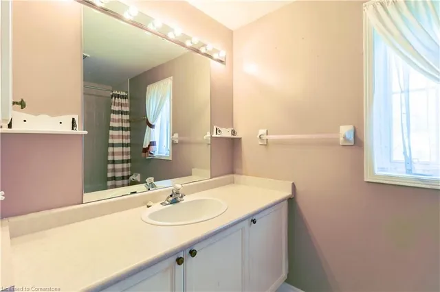 Additional image 24 of 331 Silverbirch Blvd