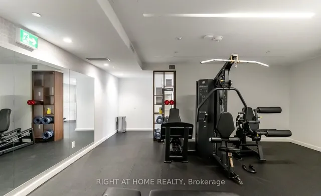 Additional image 14 of 71 Simcoe St Unit 705