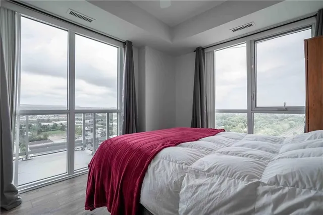 Additional image 17 of 2093 FAIRVIEW St Unit 1702