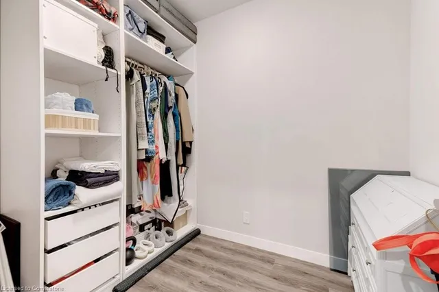 Additional image 19 of 15 Queen St Unit 812