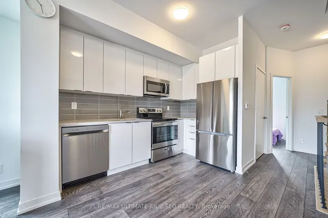 Additional image 12 of 27 SPRUCE PINES Cres