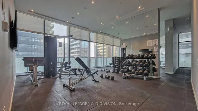 Additional image 40 of 50 Charles St Unit 5502