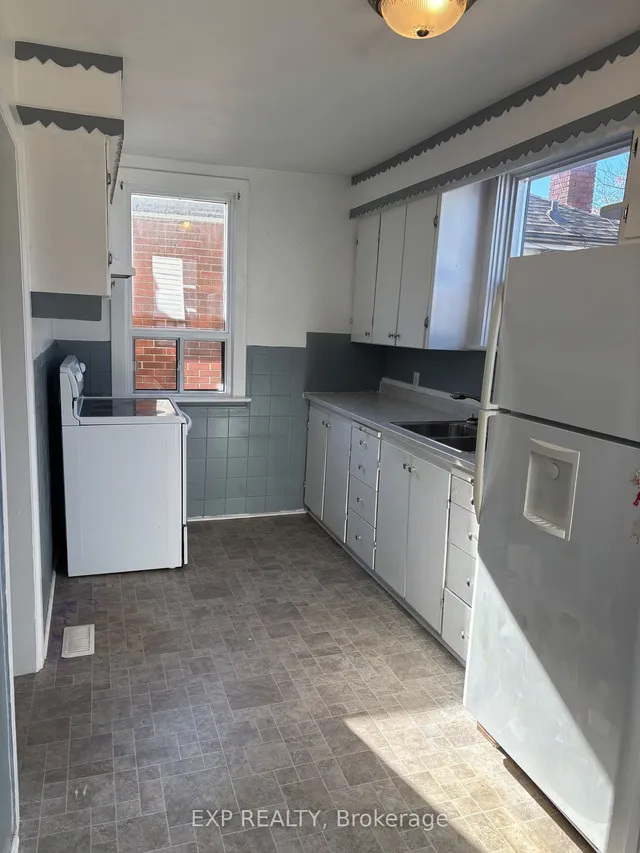 Additional image 5 of 46 Delena Ave