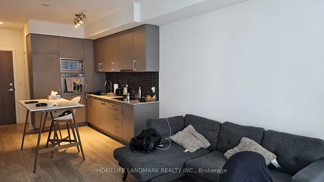 Additional image 11 of 576 Front St Unit 920