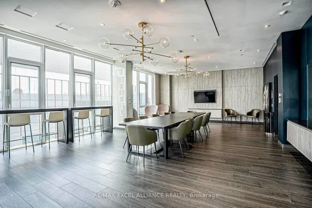 Additional image 27 of 357 King St Unit 809