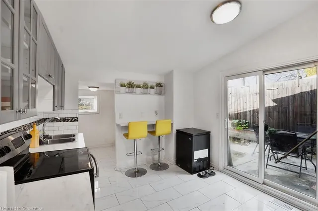 Additional image 10 of 145 Cathcart St