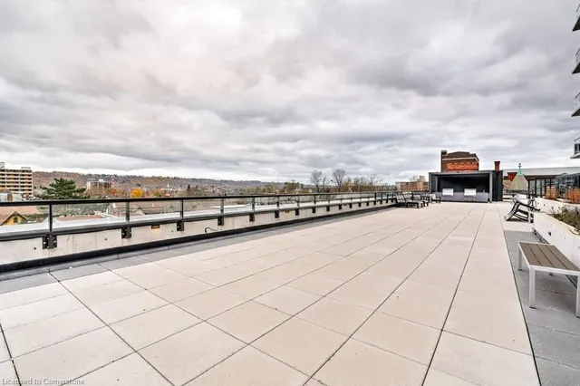 Additional image 32 of 15 Queen St Unit 812