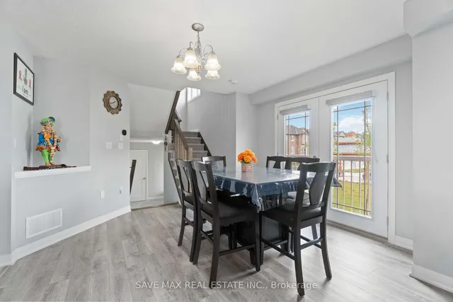 Additional image 8 of 126 Laguna Village Cres