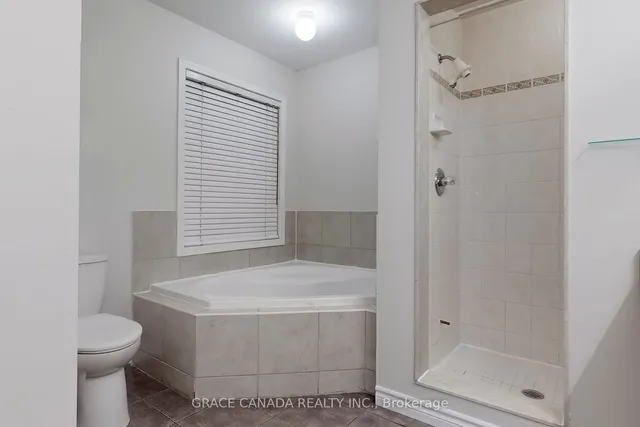 Additional image 25 of 2200 Irving St