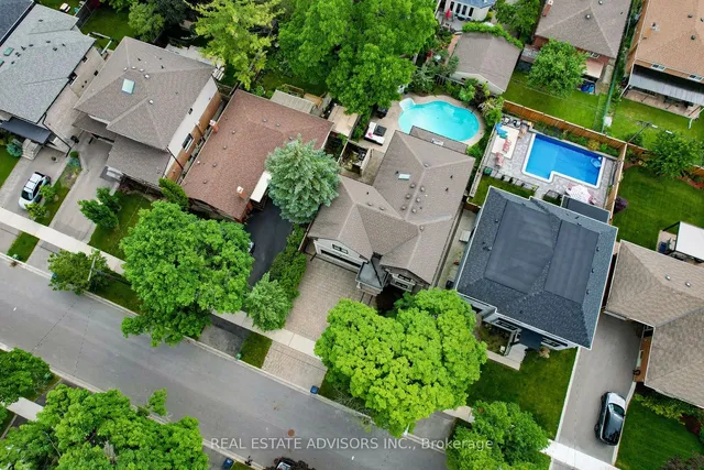 Additional image 33 of 39 Burrows Ave