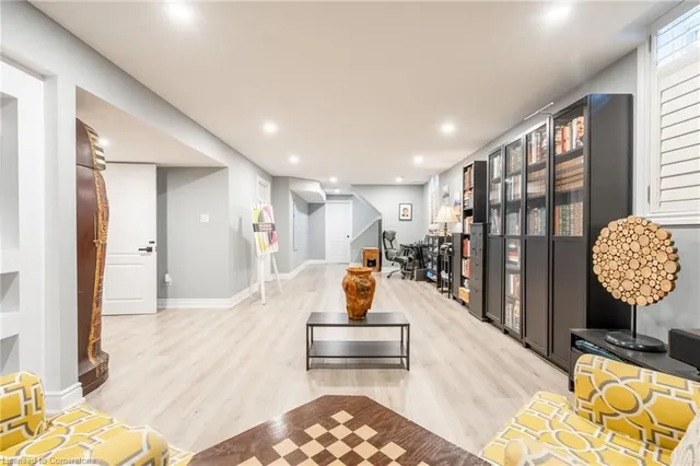 Additional image 36 of 71 Joshua Ave