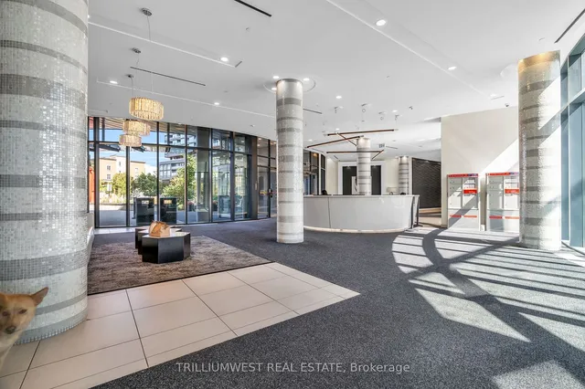 Additional image 8 of 51 East Liberty St Unit 1516