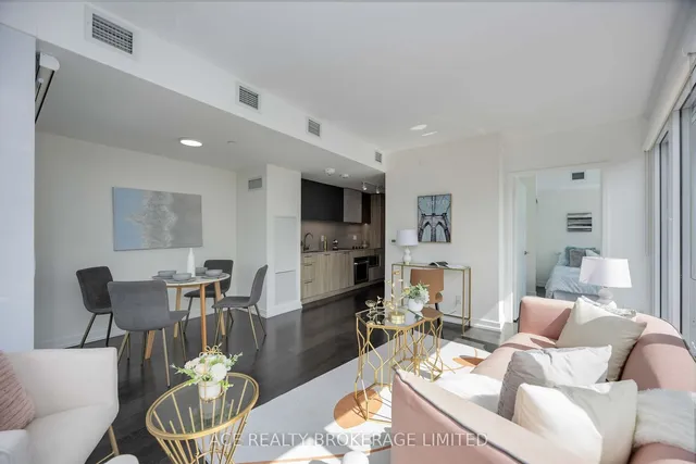 Additional image 14 of 19 Western Battery Rd Unit 2607