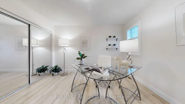 Additional image 29 of 1387 Marshall Cres